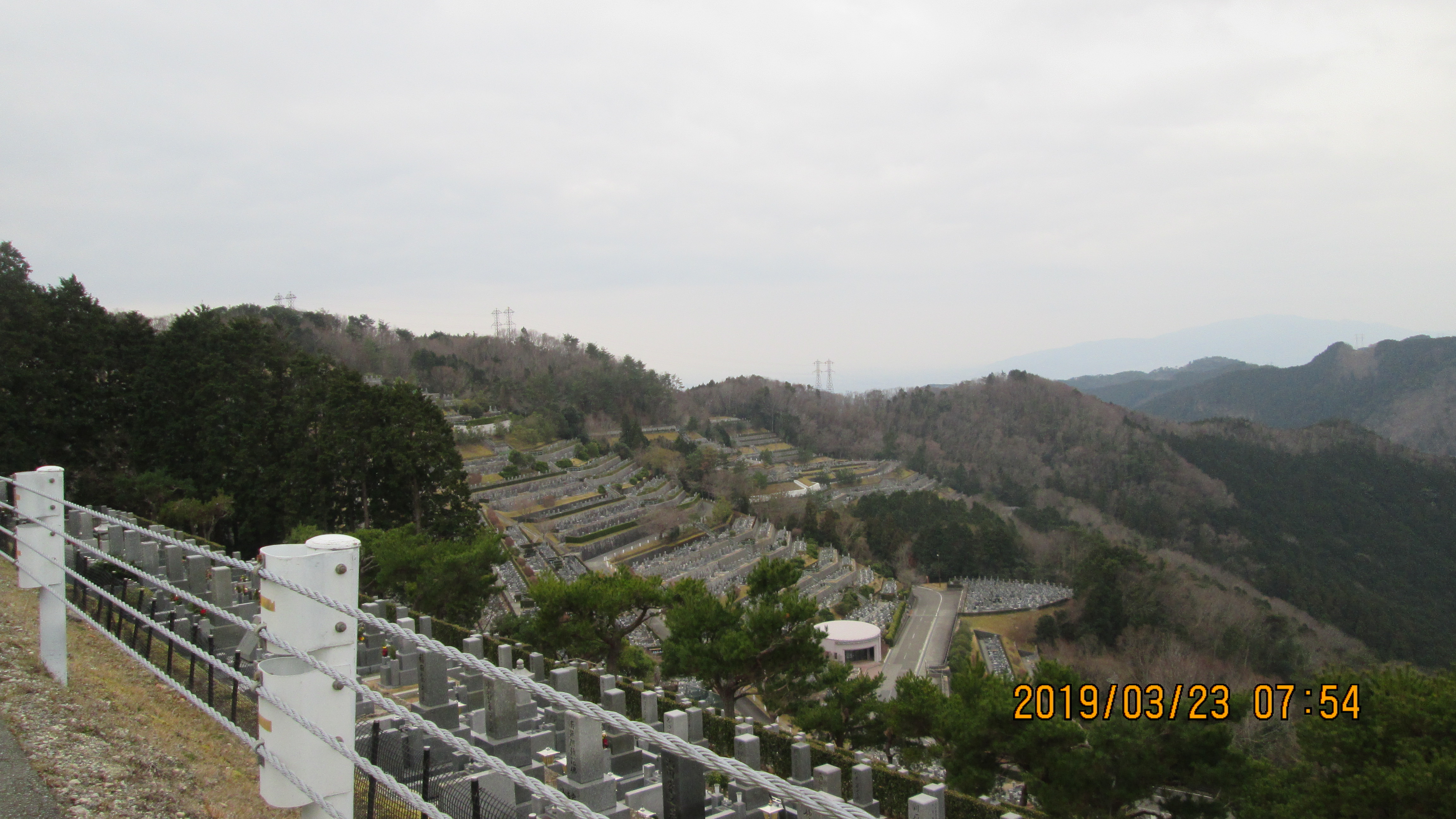  階段墓域・8区4/5番枝道～風景