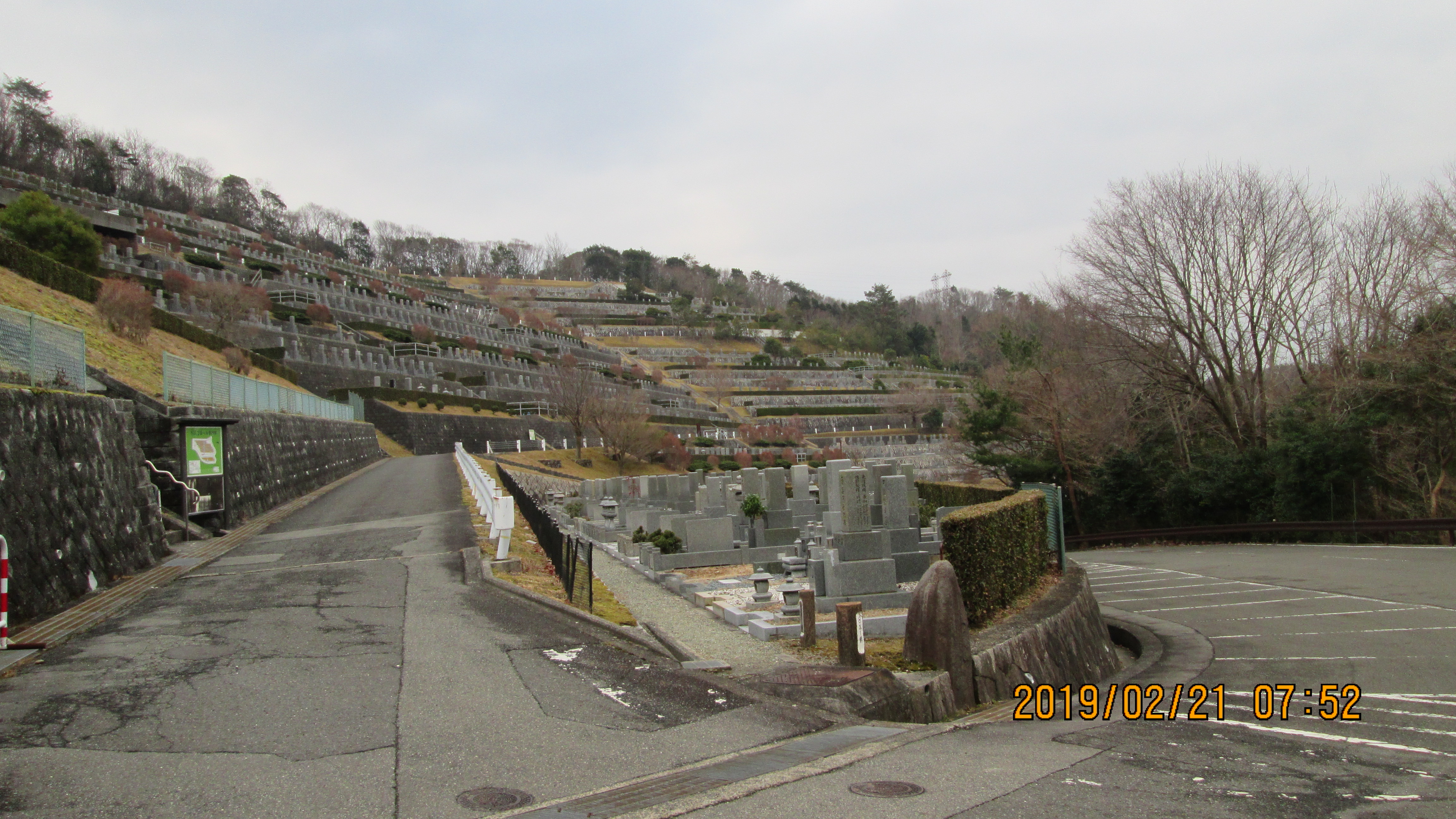  階段墓所・3番枝道入口～風景