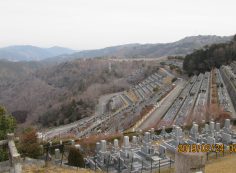 階段墓所・7区3番最上段駐車場風景