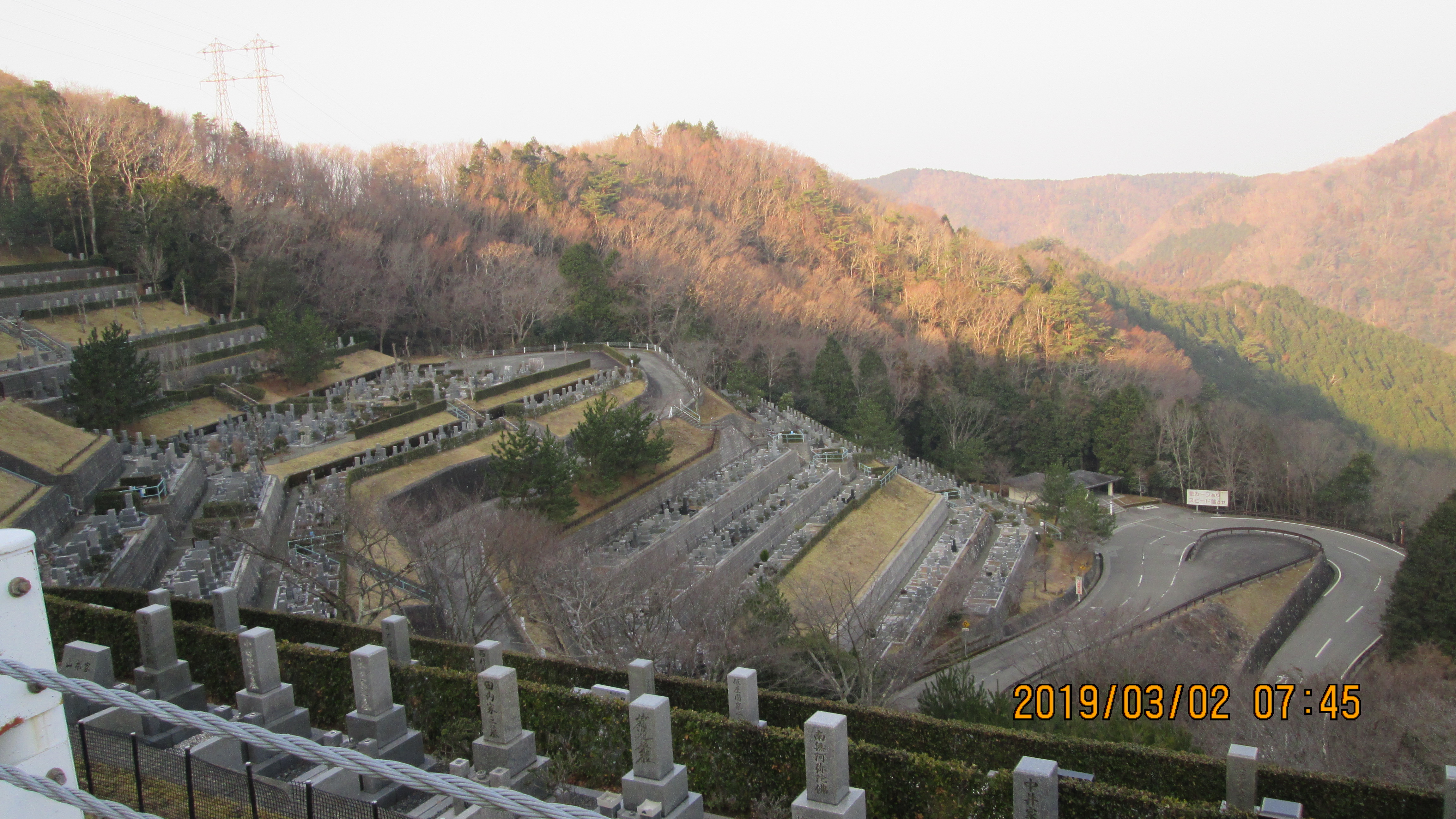 階段墓域：3番枝道風景