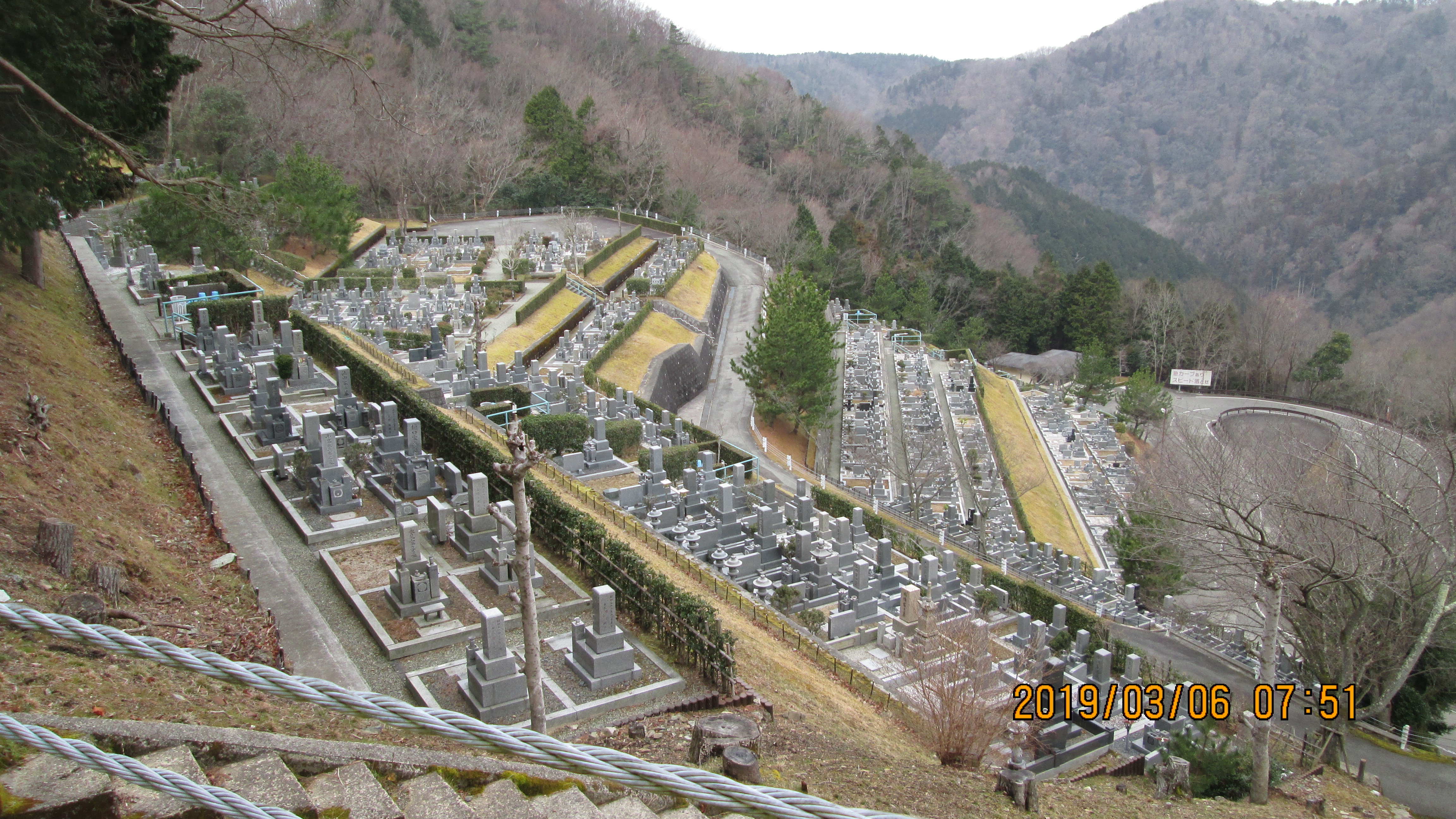 階段墓所・3番枝道～6区墓所風景