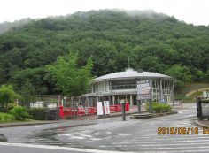 霊園入口・正面_管理事務所