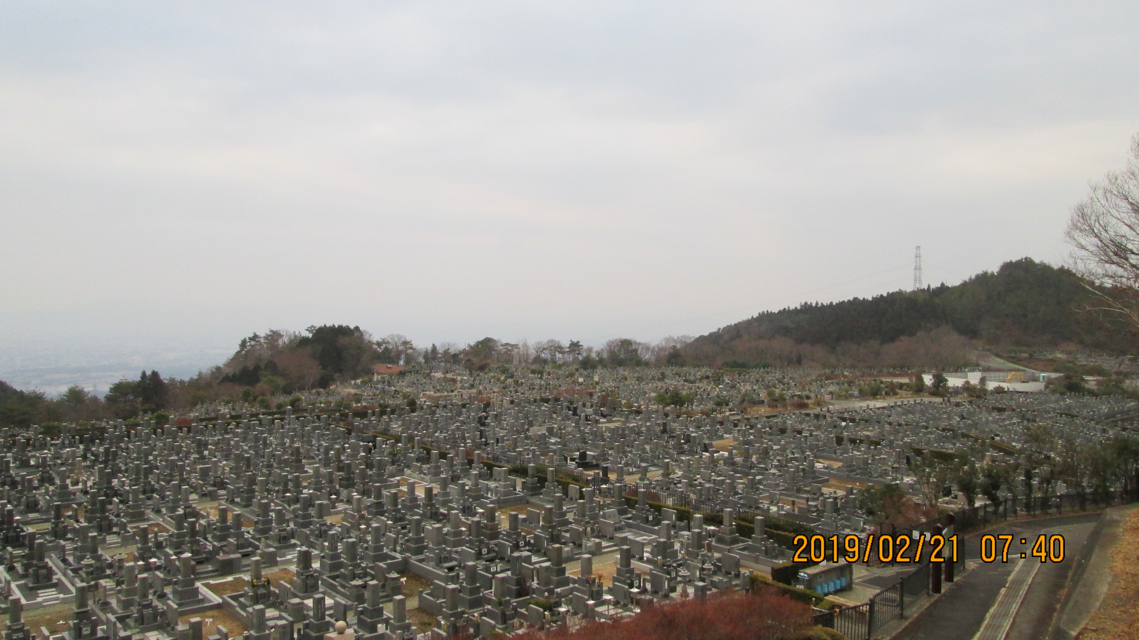 11区1番墓所からの園内風景