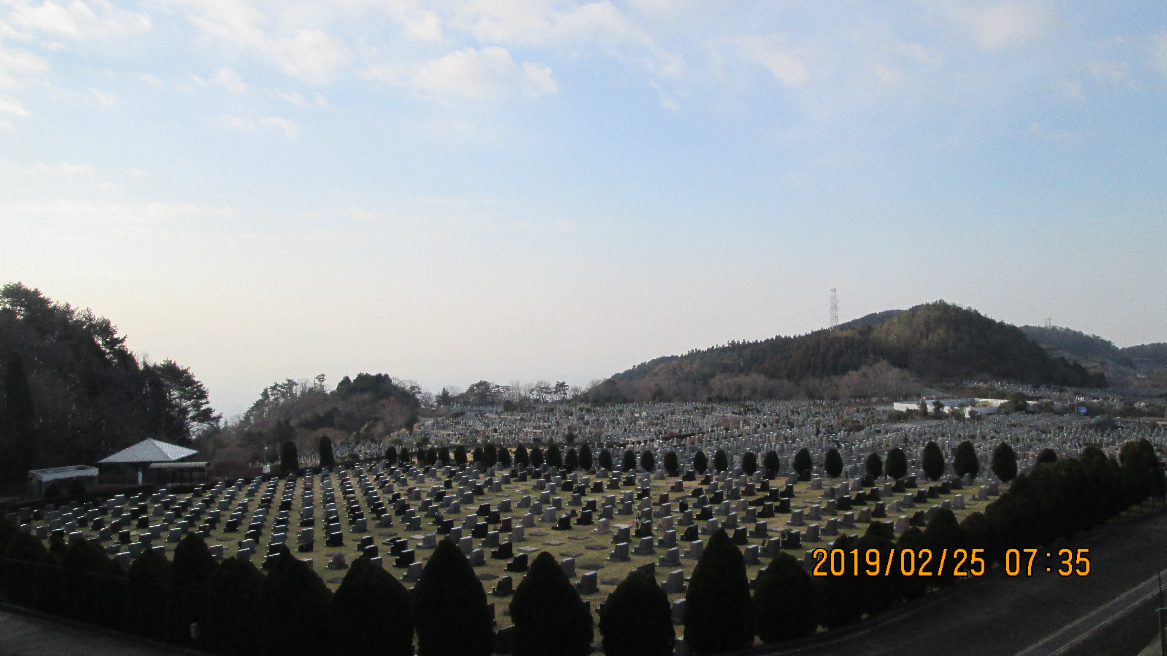 11区2番芝生墓所から園内風景