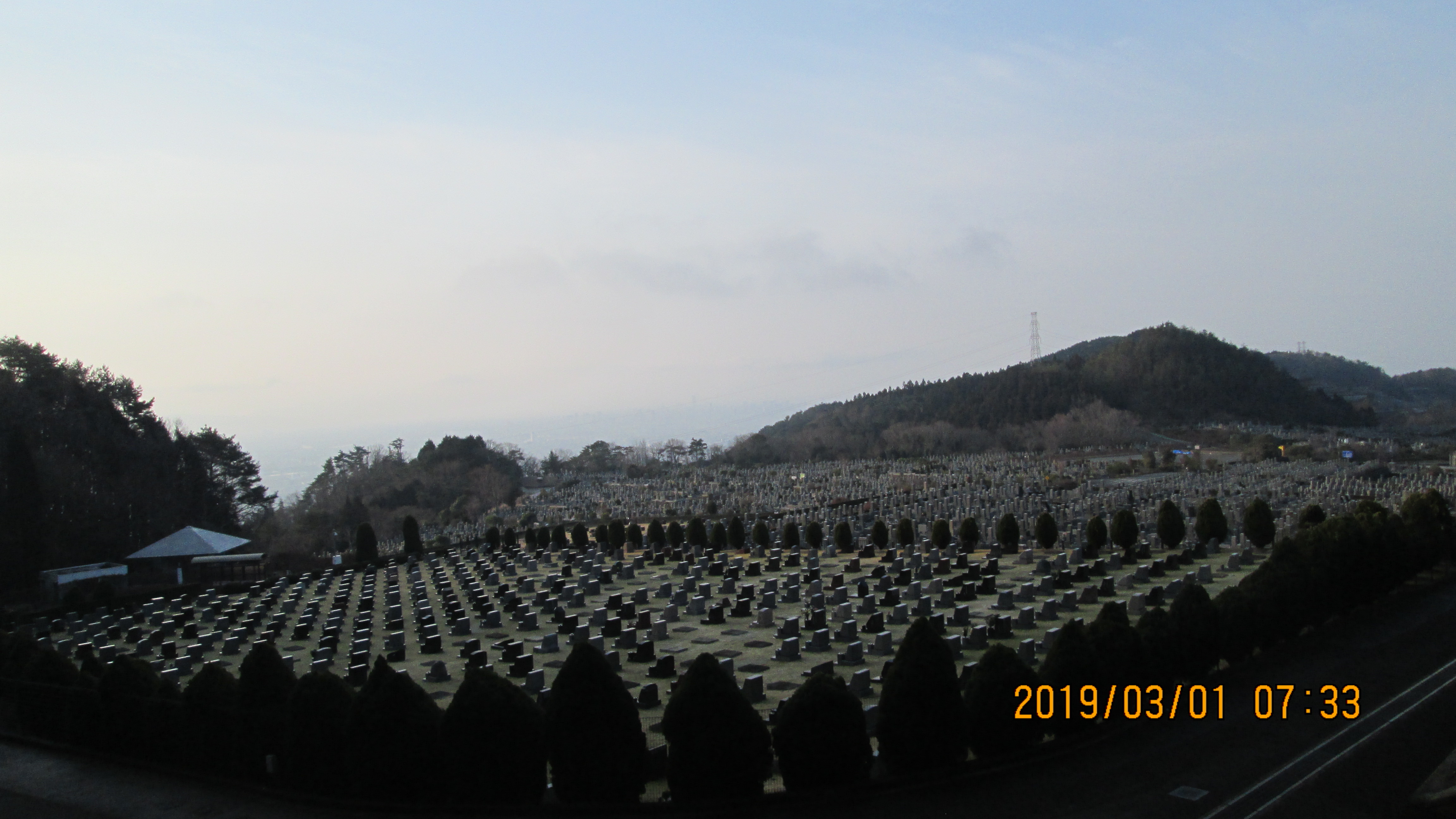 11区2番芝生墓所から・南向き風景