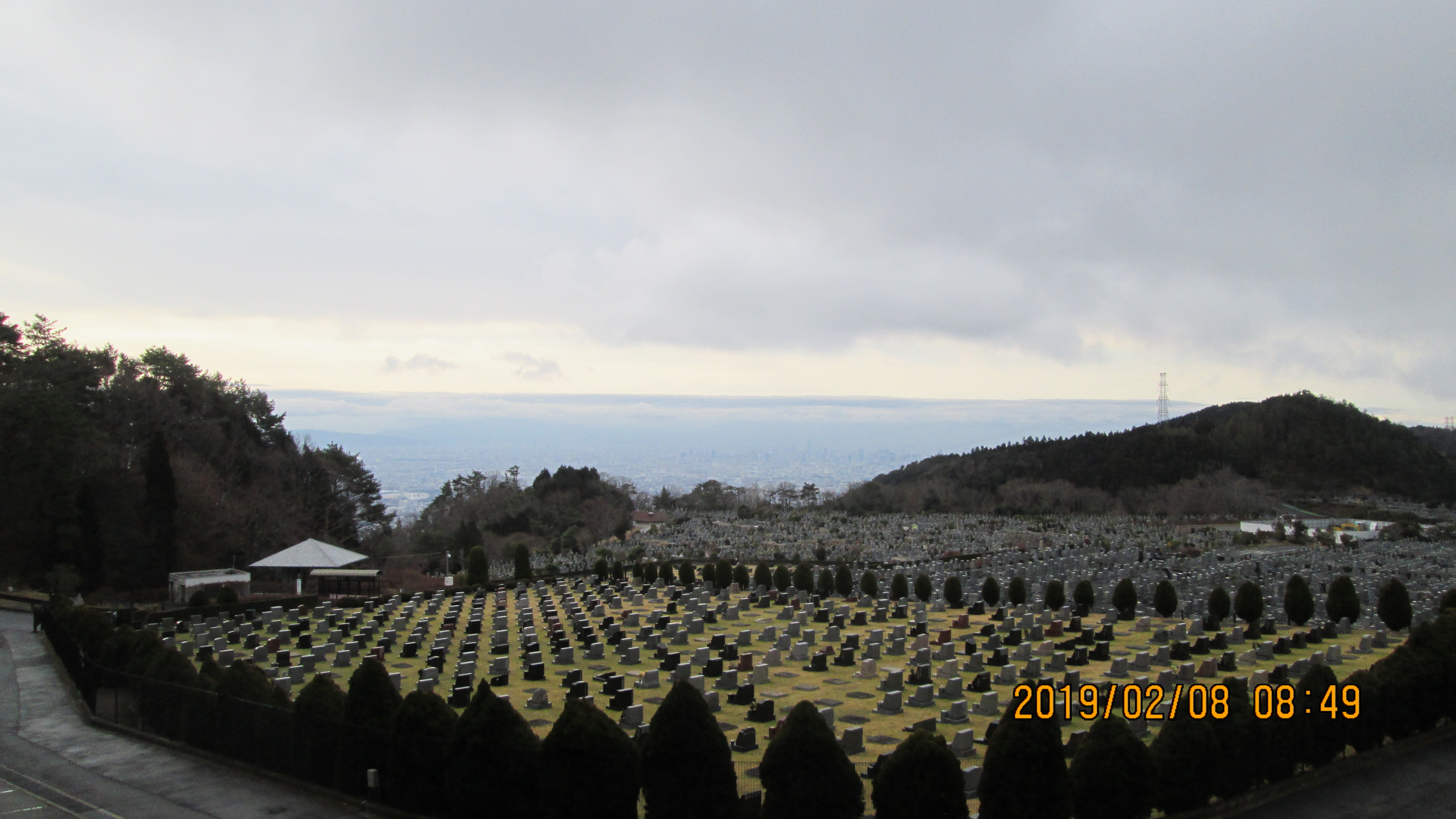 11区2番芝墓所からの霊園風景