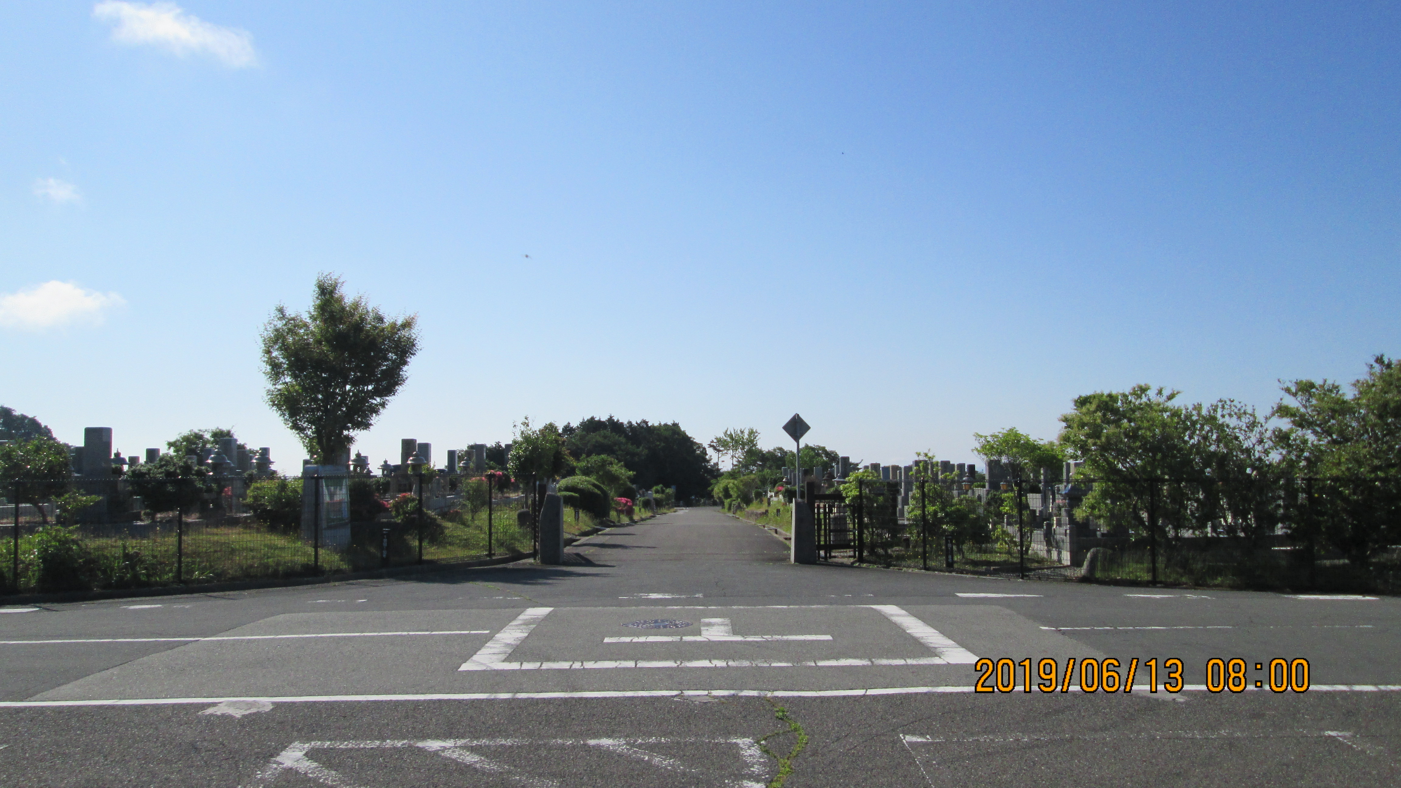 バス通り・1区4/6番墓所枝道入口