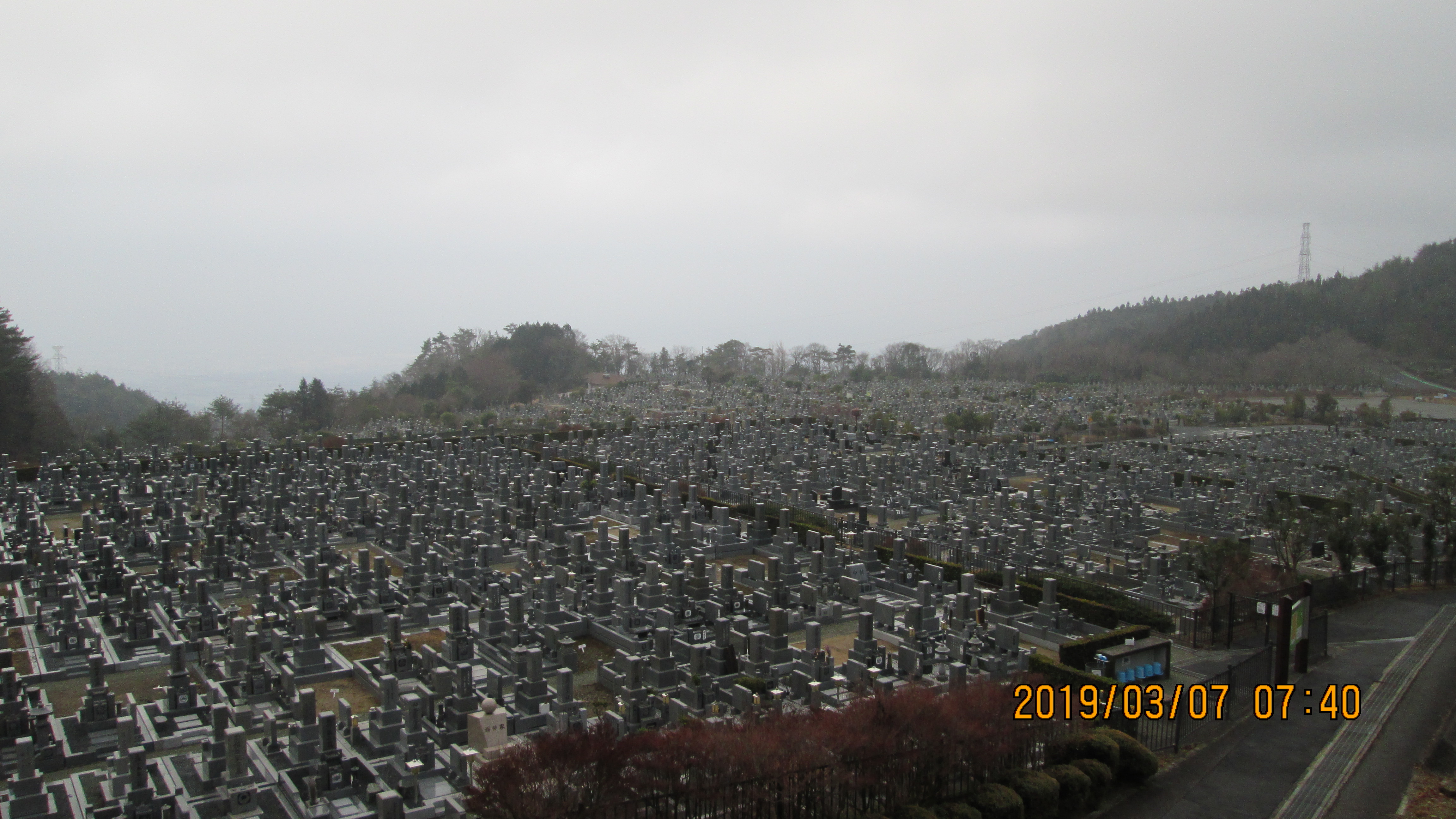  11区1番墓所からの園内風景