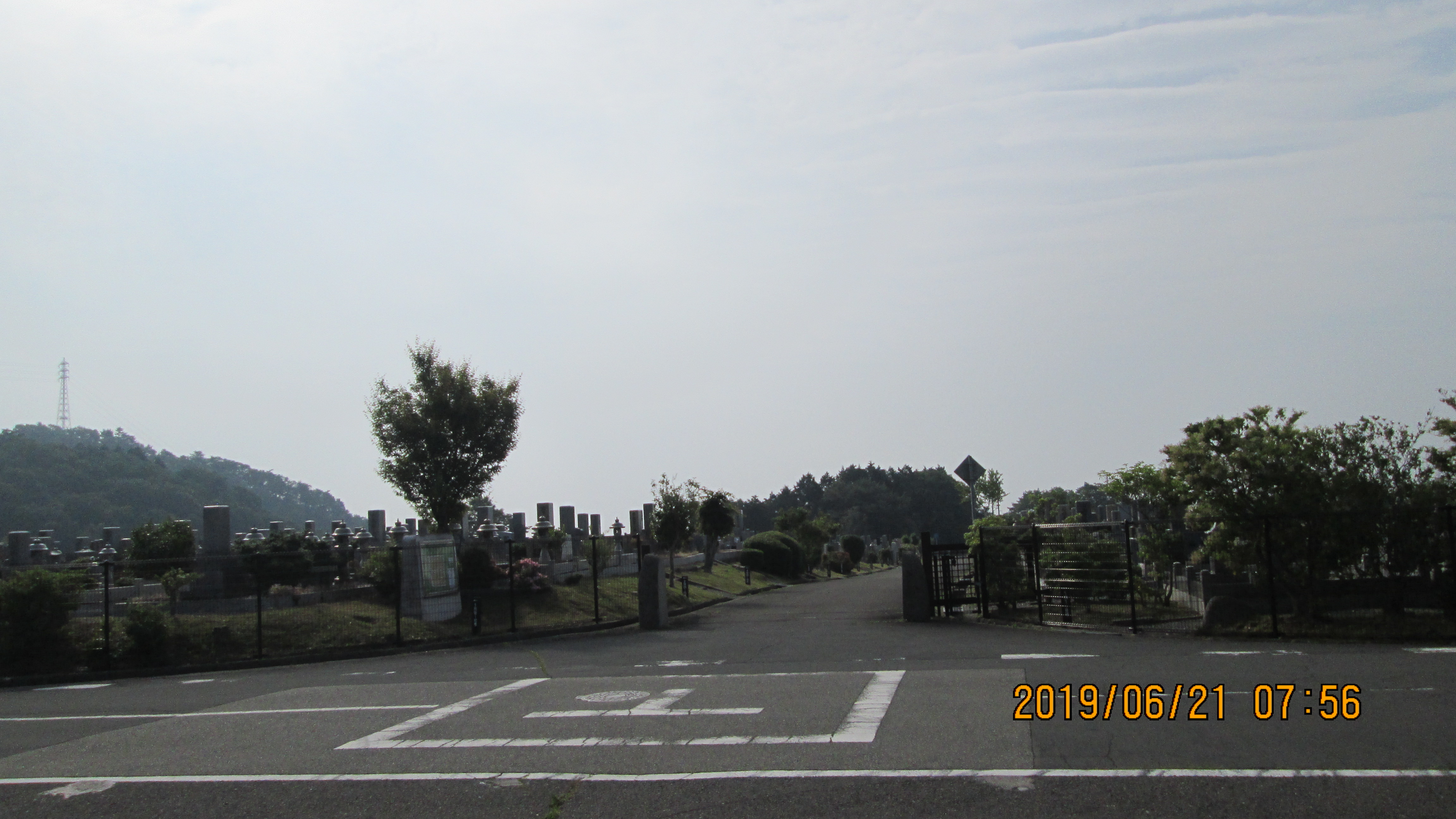 バス通り・1区4/6番墓所入口～撮影