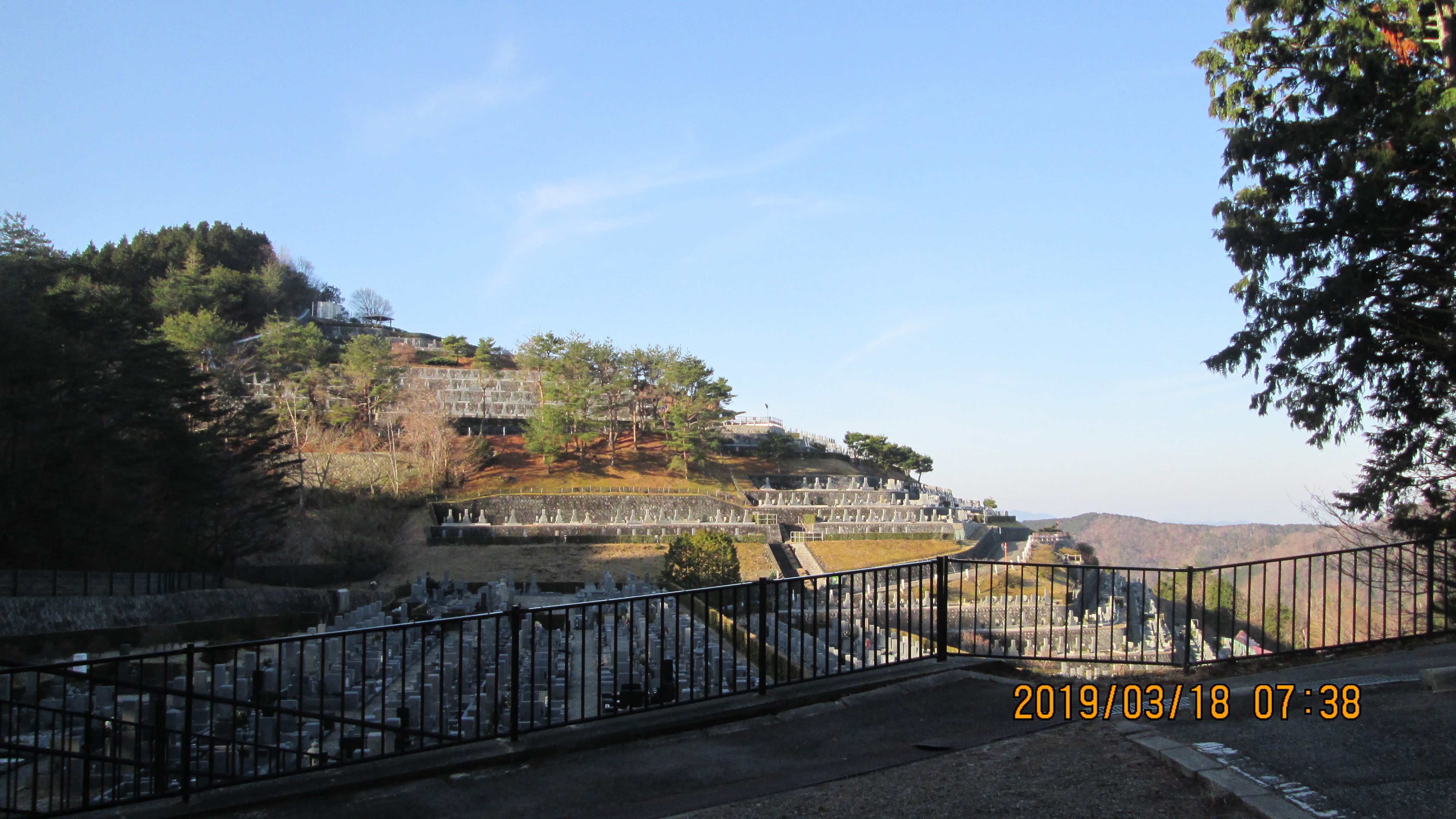 バス通り・8区7番駐車場～風景