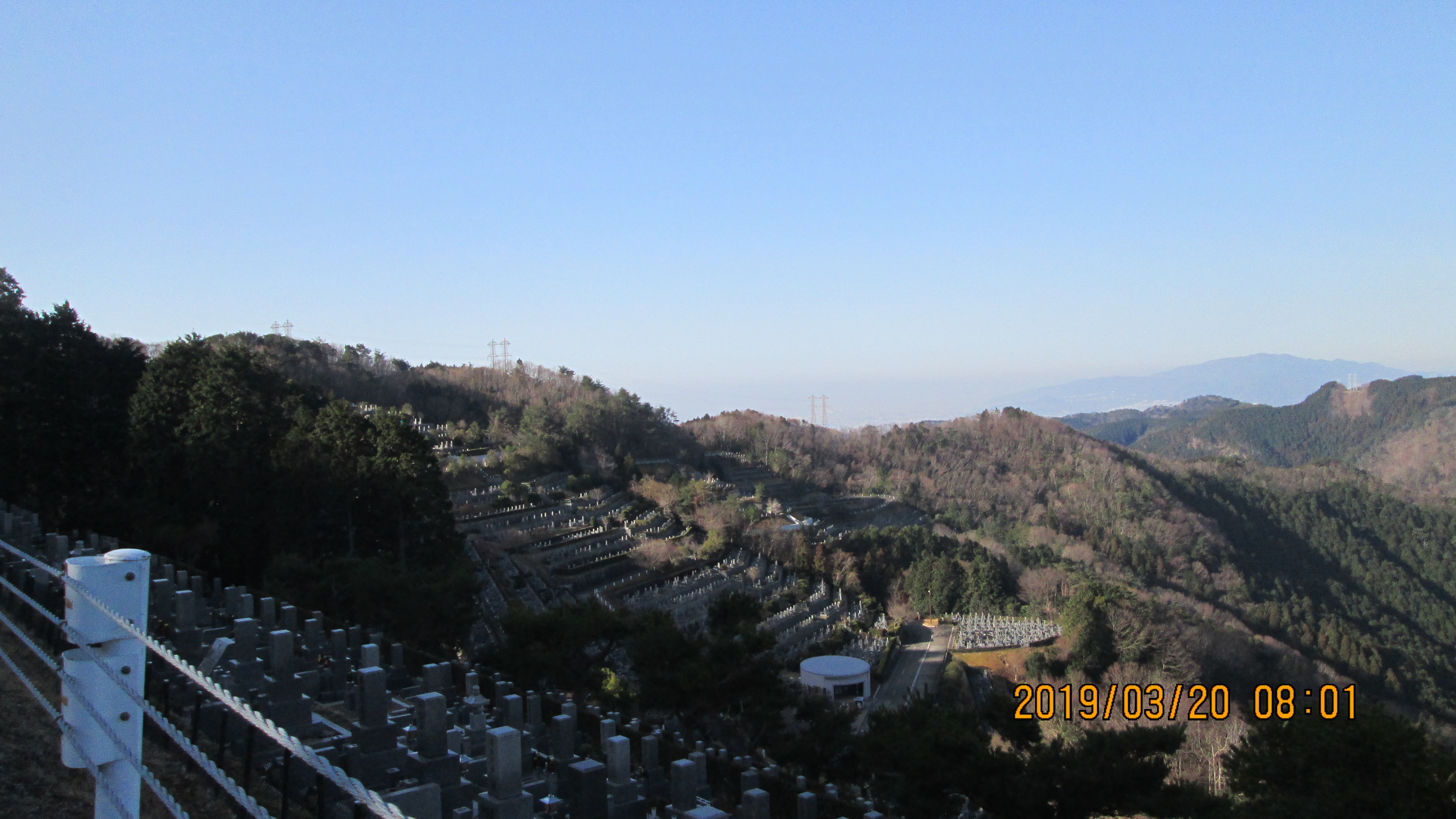 階段墓域・8区4/5番枝道風景