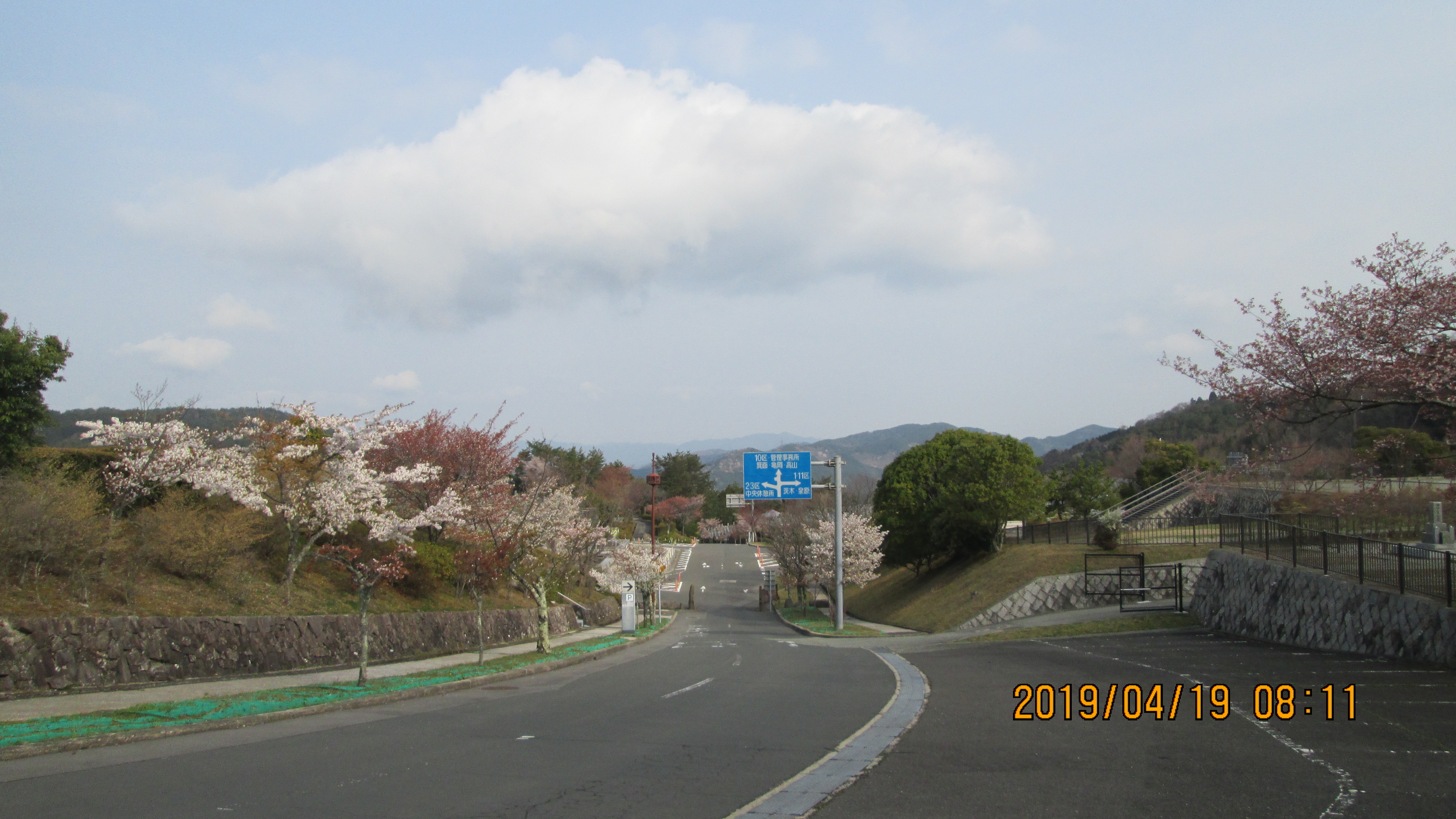 バス通り・2区2番駐車場～風景