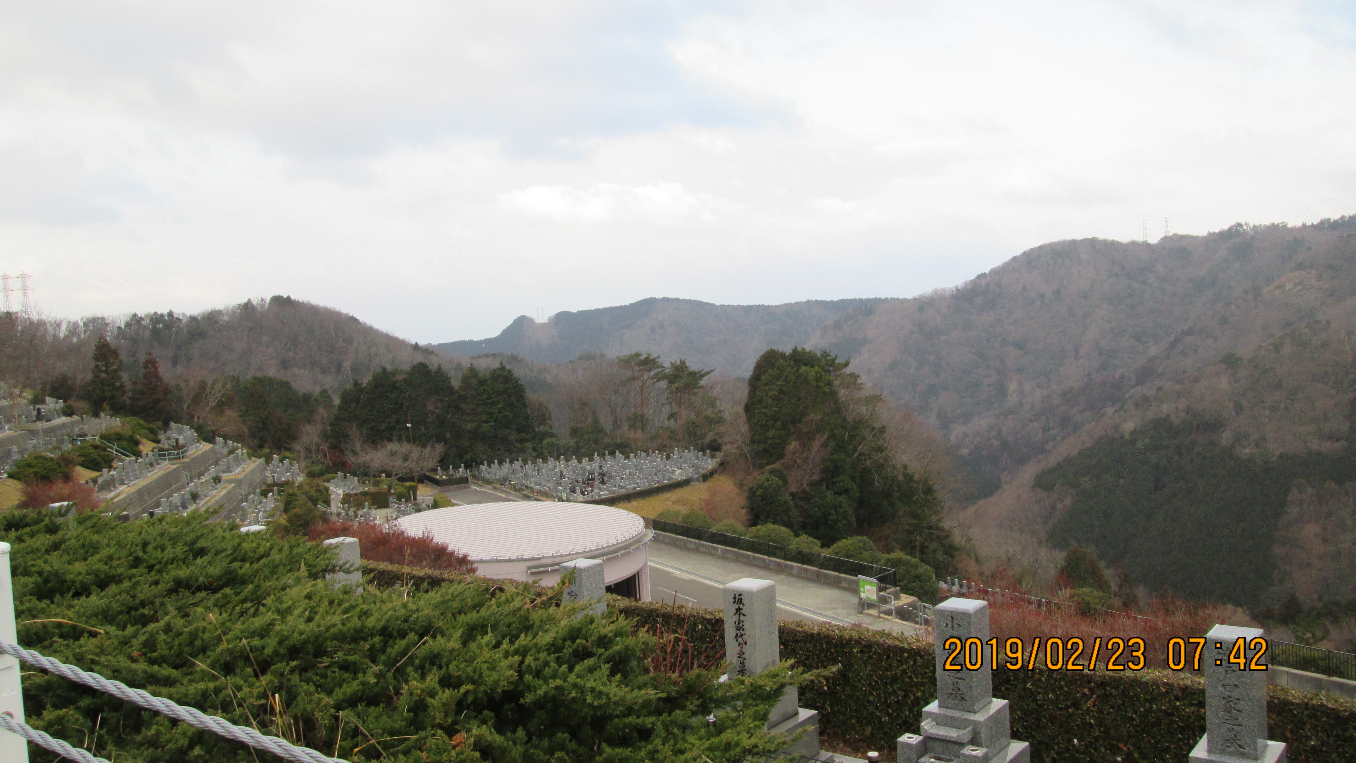 階段墓所・3番枝道風景