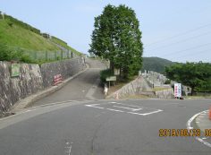 2番枝道入口・8区4/2番・7区方面