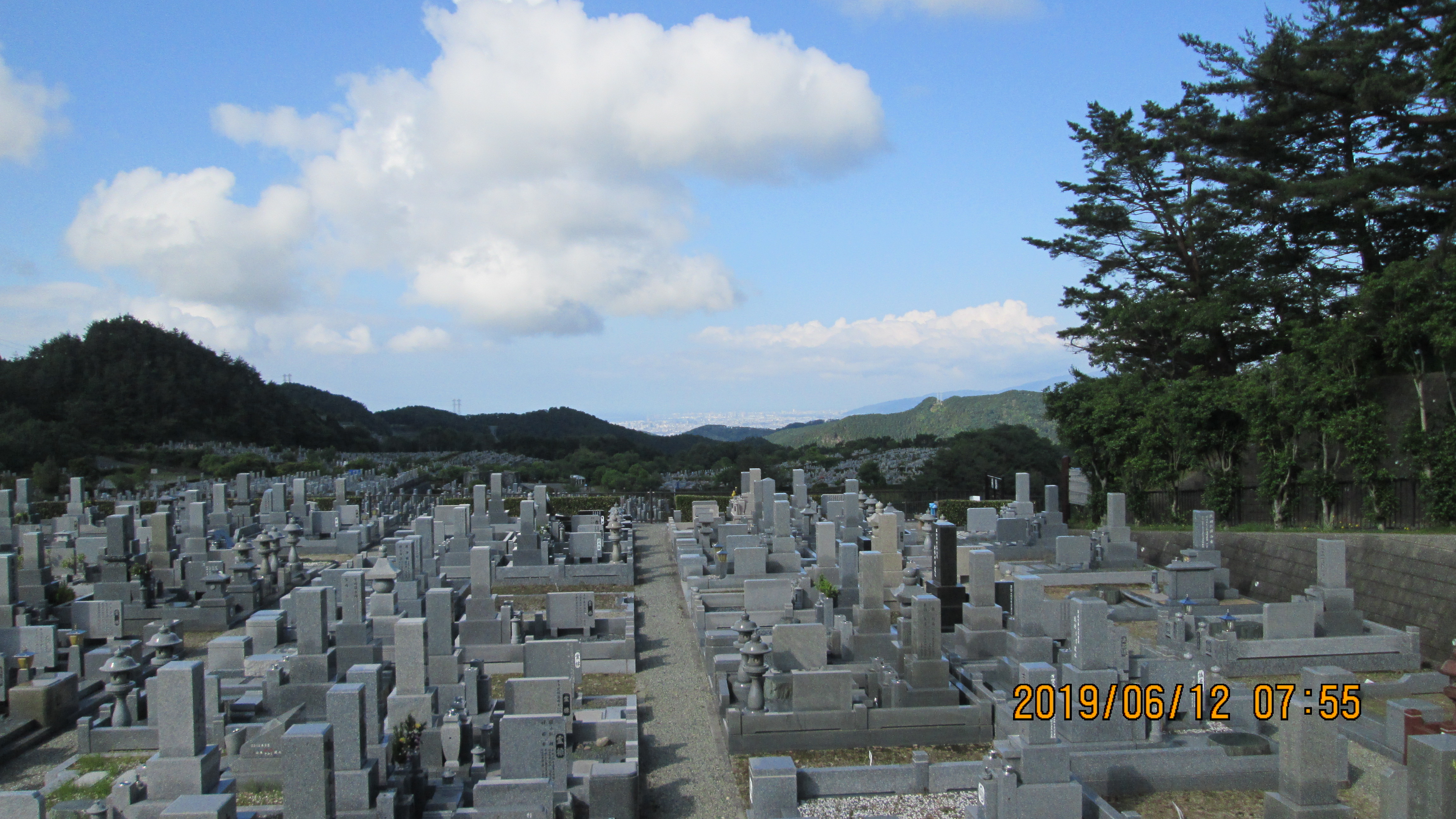 一般墓域・11区3番墓所枝道～