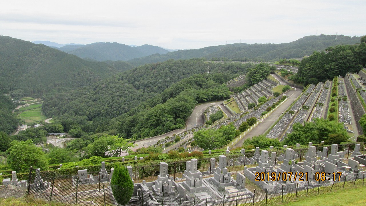 階段墓域・7区3番上段駐車場～眼下撮影