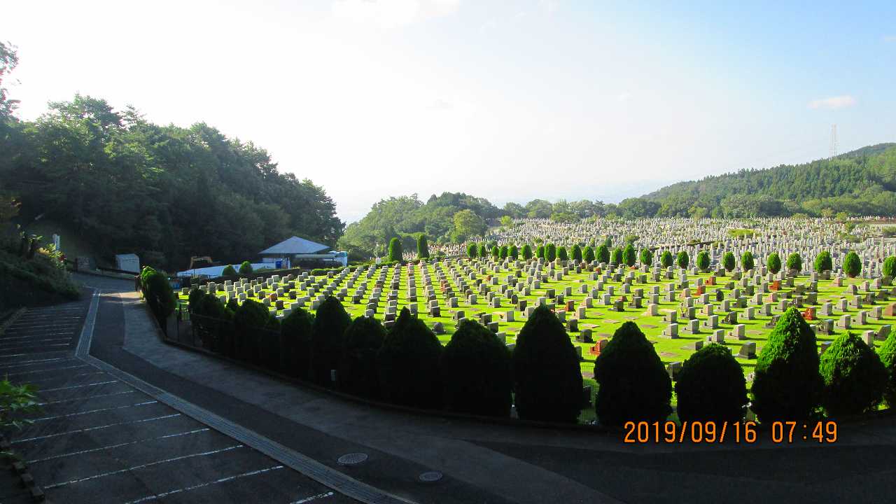 一般墓域・11区2番芝生墓所風景