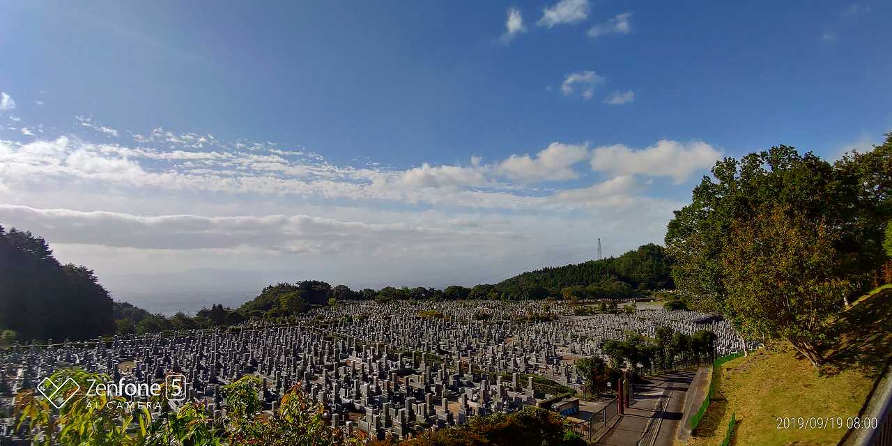 11区1番墓所から南方向風景