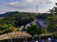 階段墓域・8区4番枝道駐車場～風景