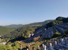 階段墓域・7区3番上段駐車場から風景