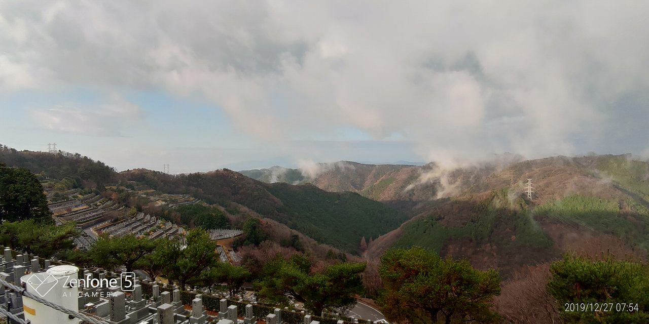 8区4/5番枝道~階段墓域風景