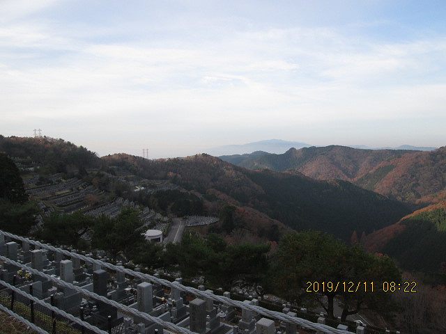 階段墓域・8区4/5番墓所枝道~北風景