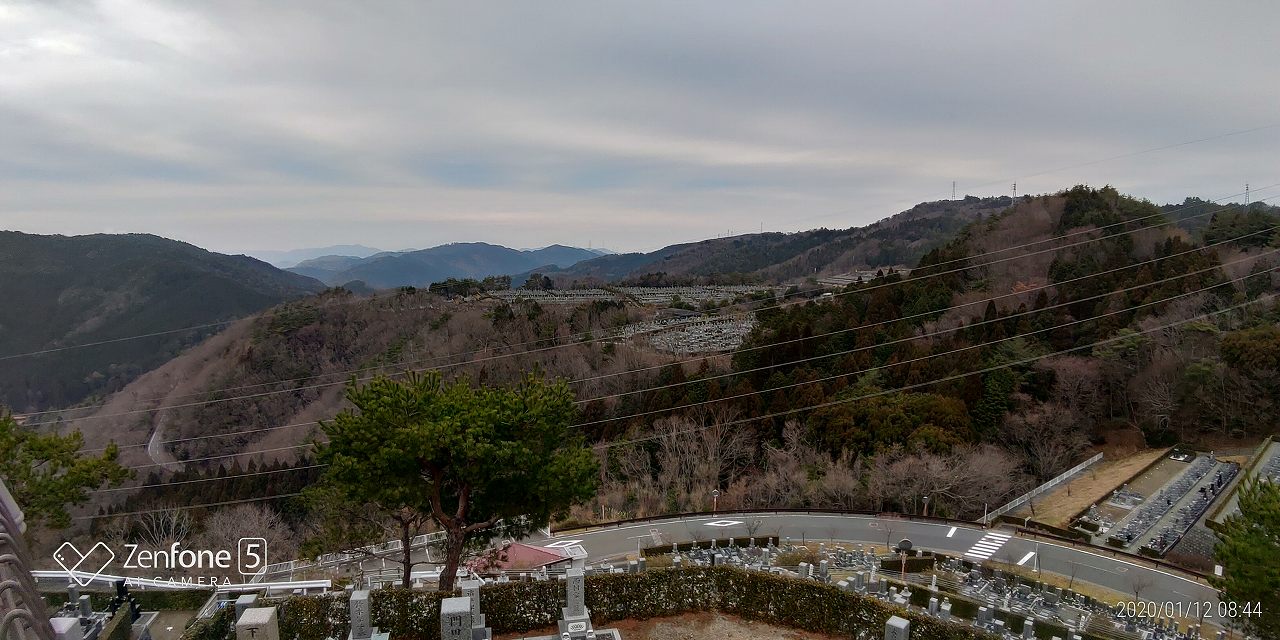 8区4番枝道駐車場から（北方向）