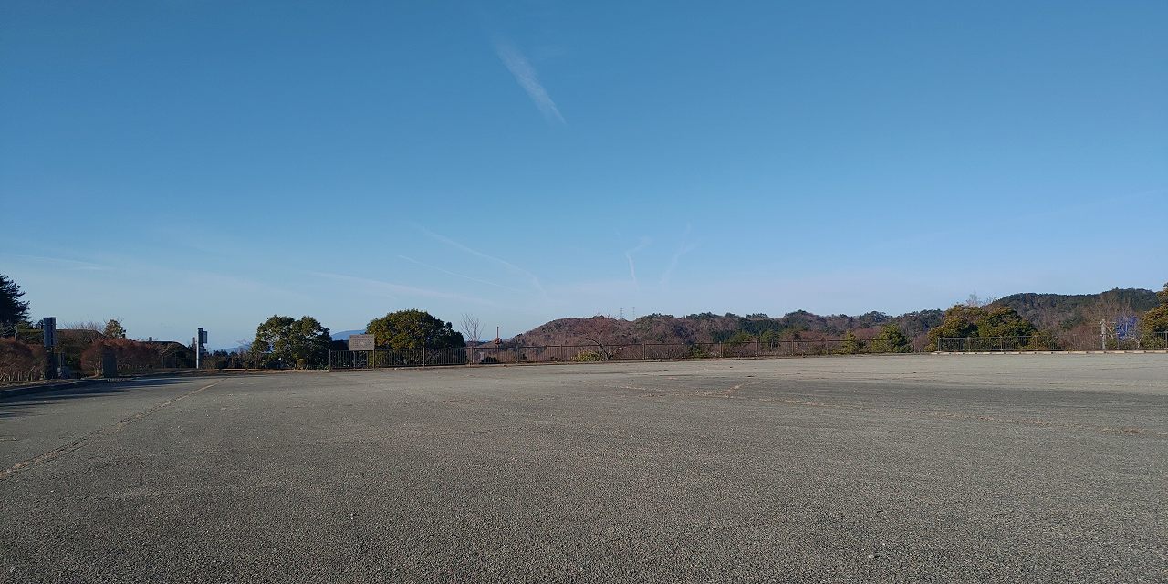 臨時駐車場風景