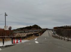 北口バス停から園内風景