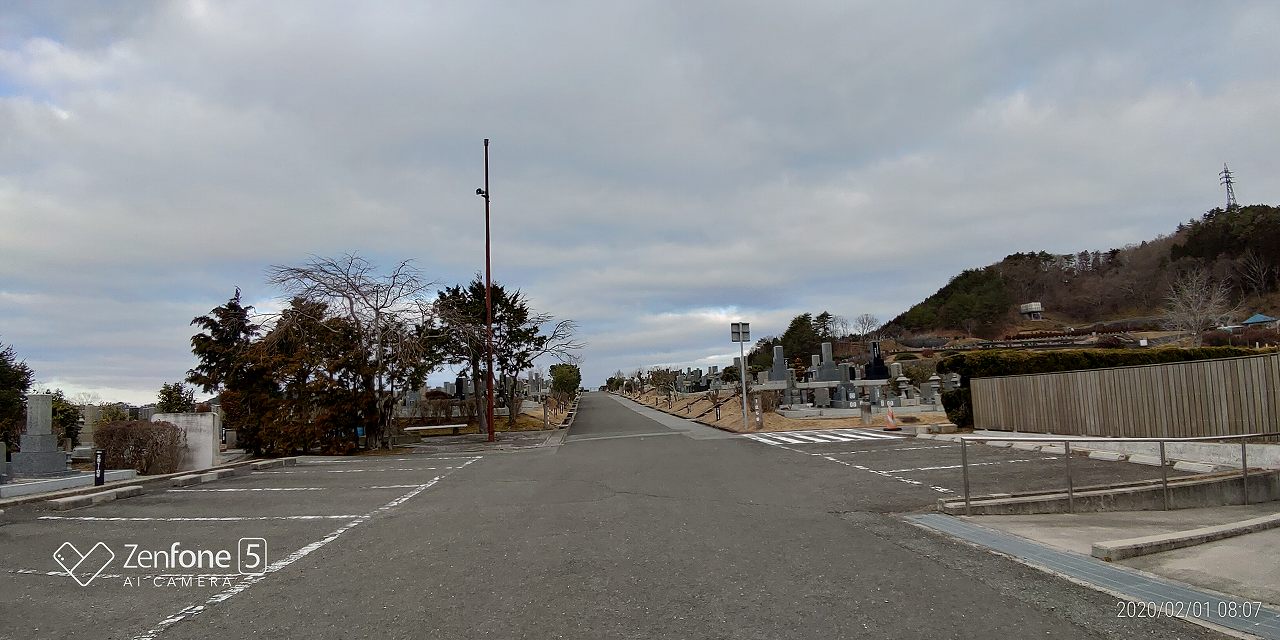 1区8番墓所駐車場から（北）風景