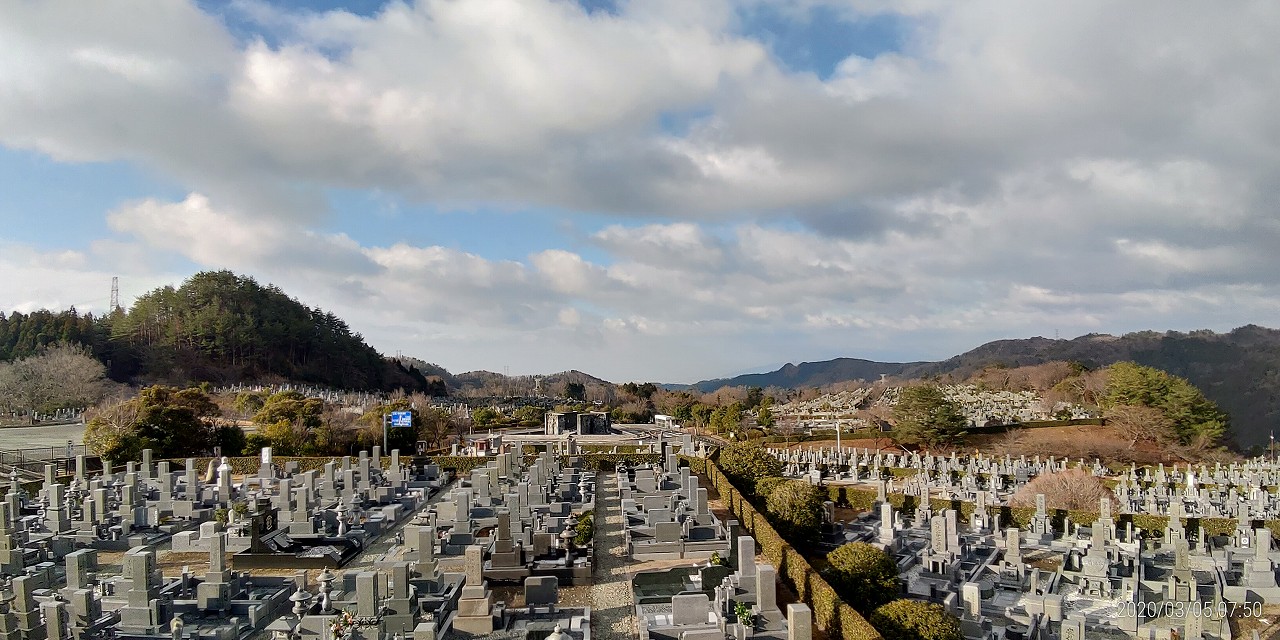 11区7番墓所から園内（南西）風景