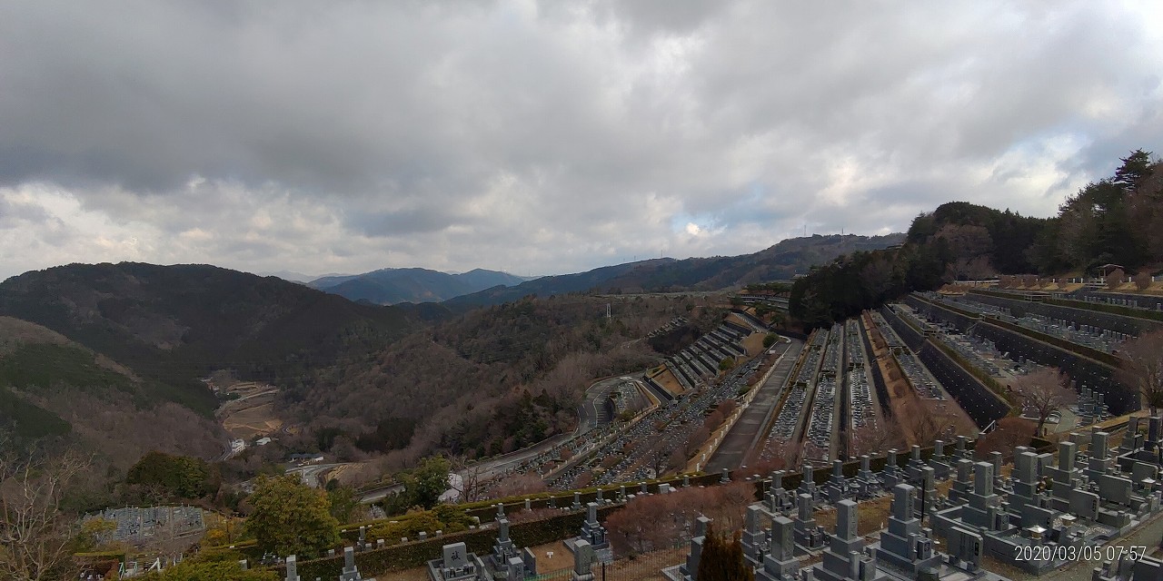 7区3番墓所上段駐車場からの風景