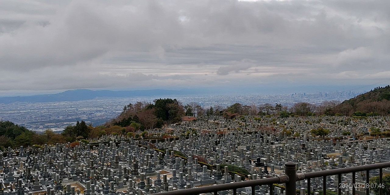 11区1番墓所から園内（南）風景