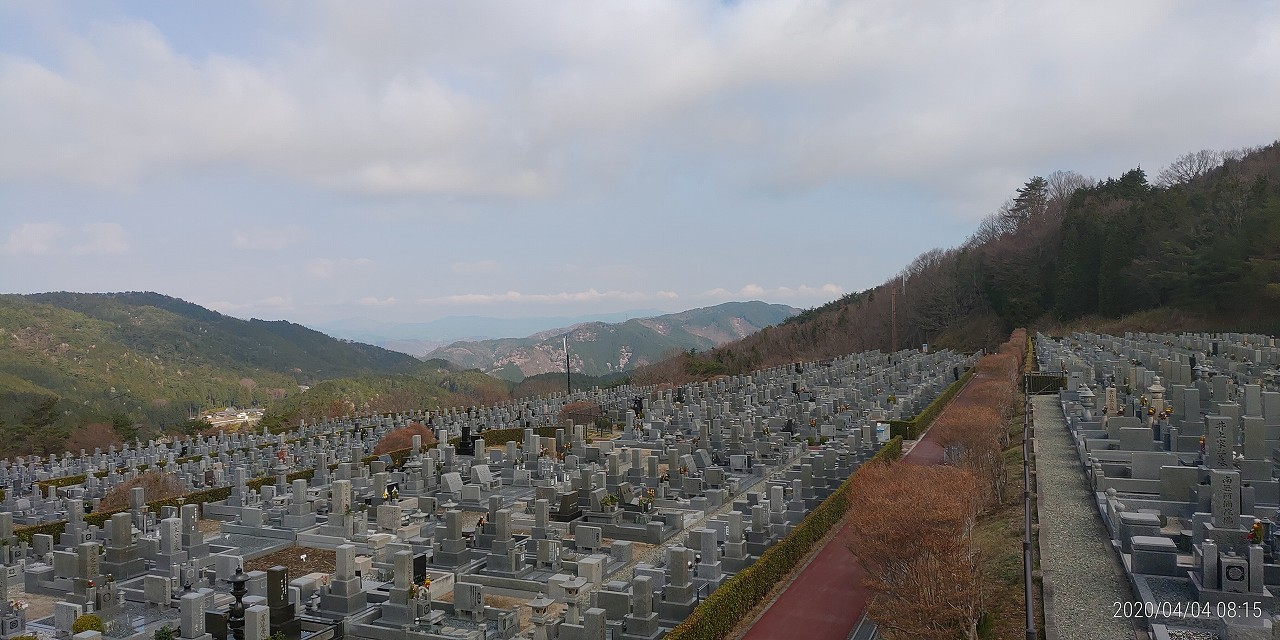 11区7番墓所から園内（北）風景