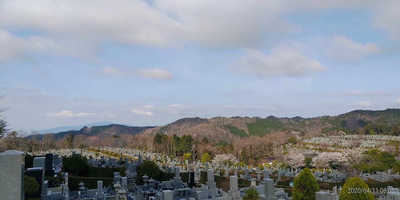 2区2番墓所から園内（南西）風景