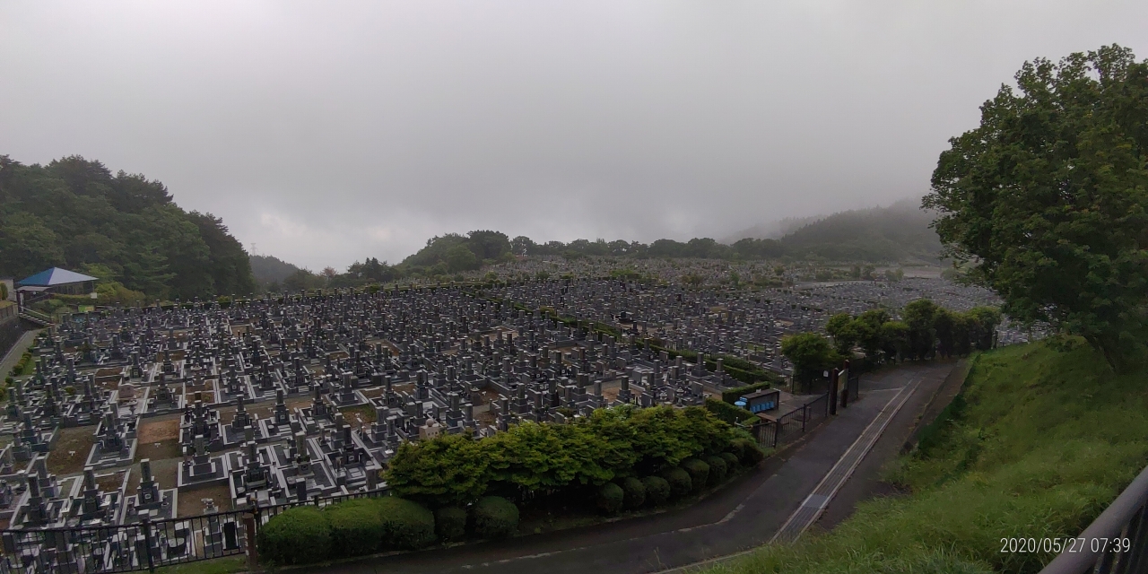 11区1番墓所から園内（南）風景