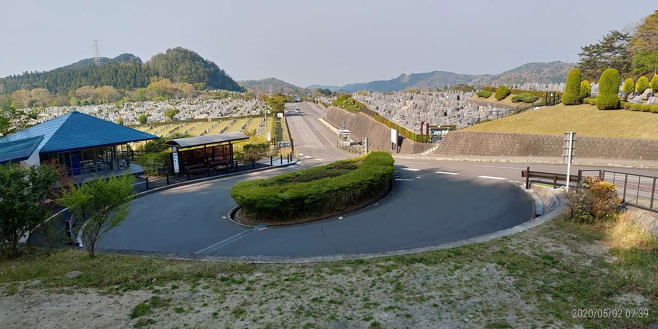 北入口から園内風景