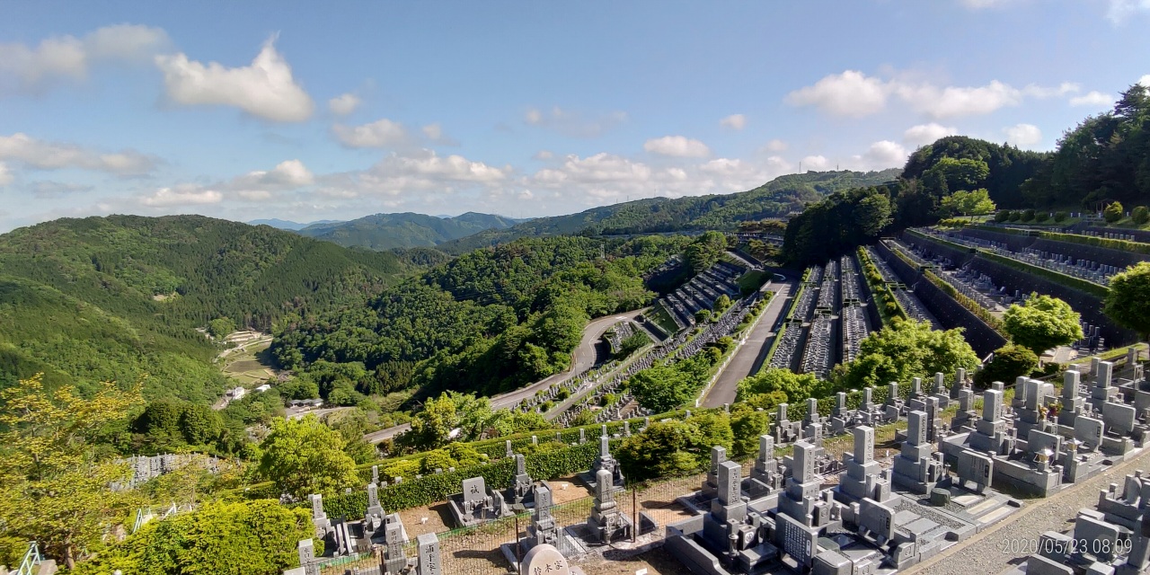 7区3番墓所上段駐車場から風景