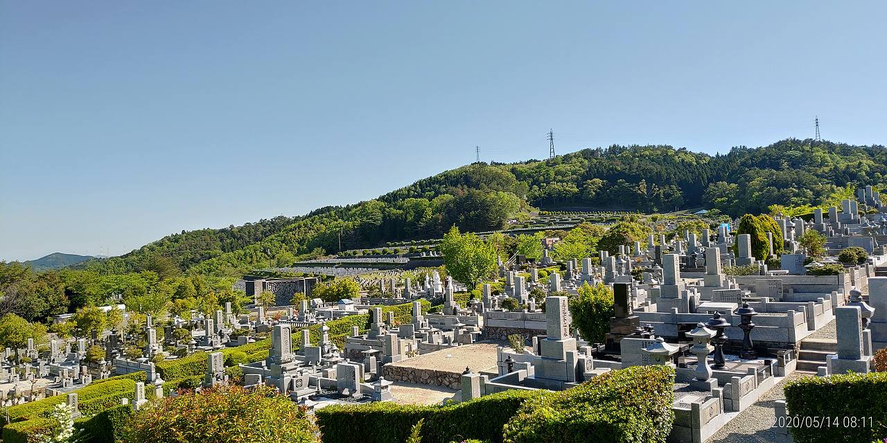 2区2番墓所から園内風景