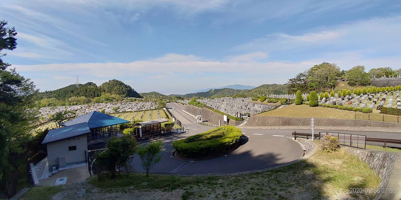 北入口から園内風景