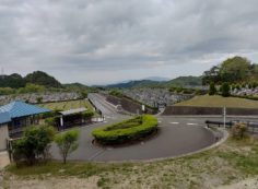 北入口から園内風景