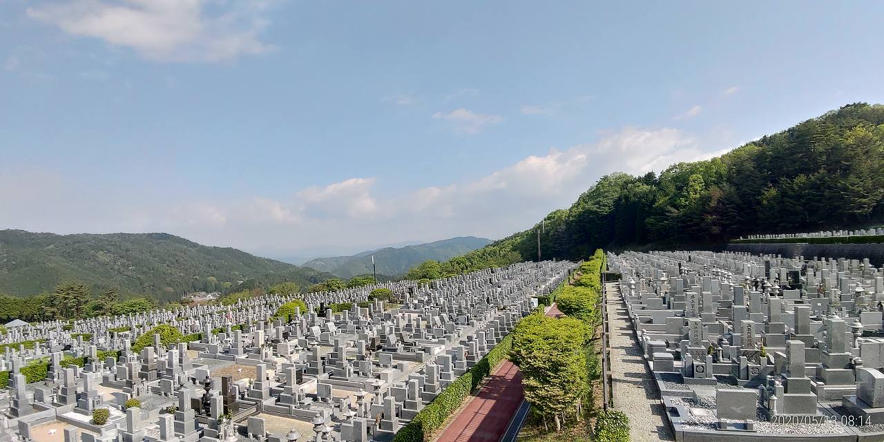 11区7番墓所から園内（北）風景