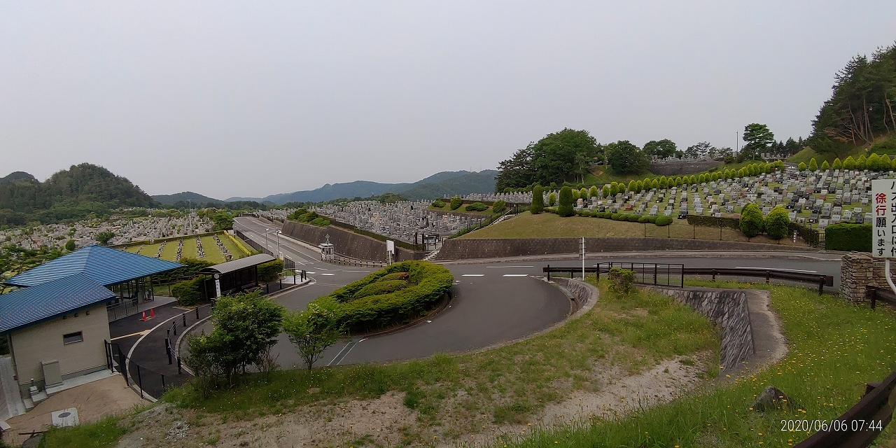 霊園北入り口からの風景