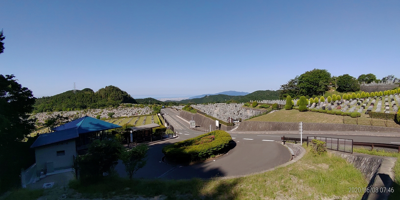 北入口から園内風景