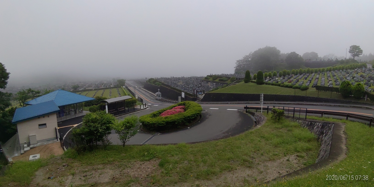 北入口から園内風景