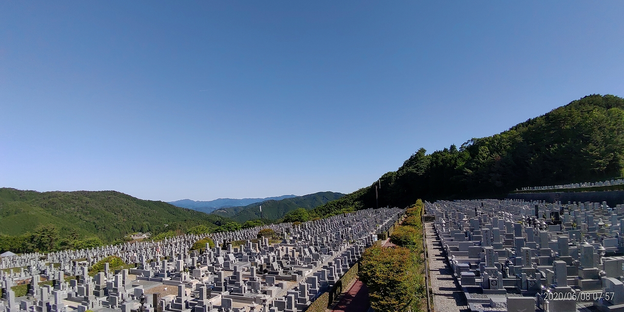 11区7番墓所から園内（北）風景