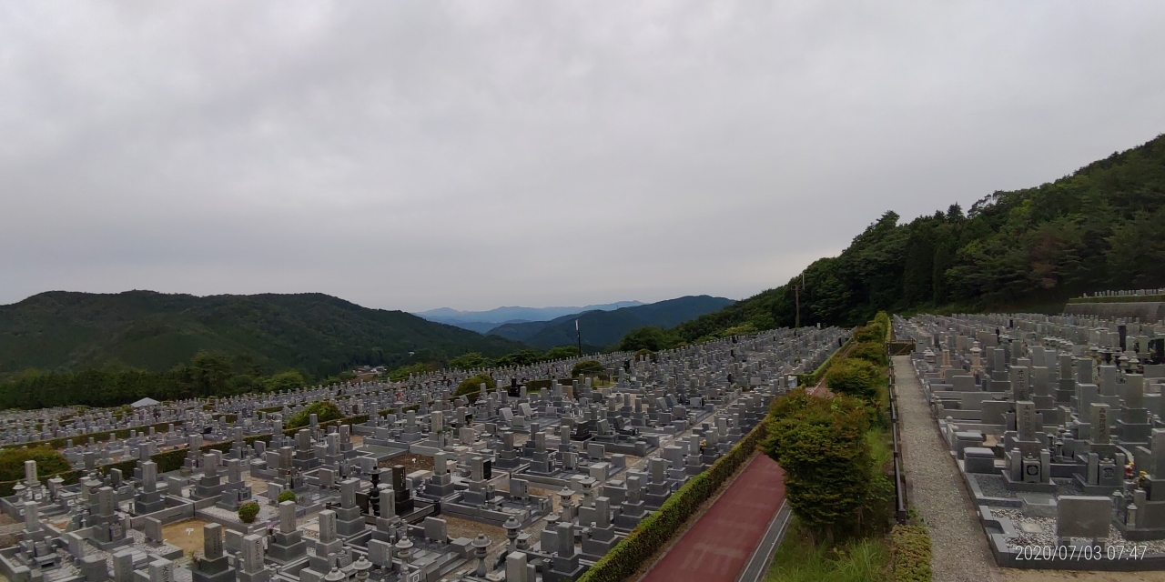 11区7番墓所から園内（北）風景