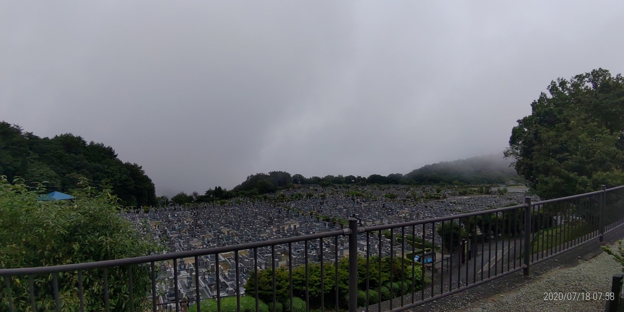 11区1番墓所から園内（南）風景