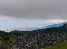 北入口から（南西拡大）西宮市街・六甲山系