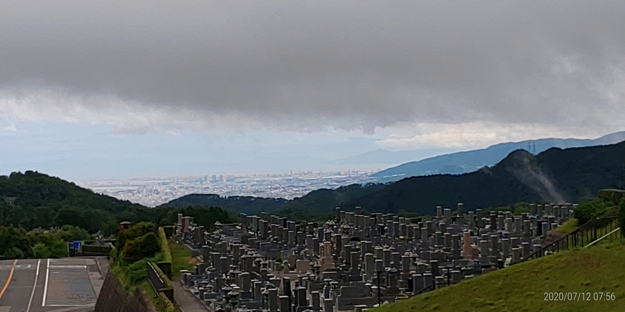 北入口から（南西拡大）西宮市街・六甲山系